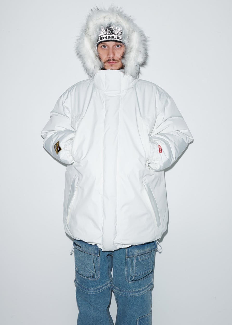 fall/winter 2021 Lookbook - SupremeCommunity