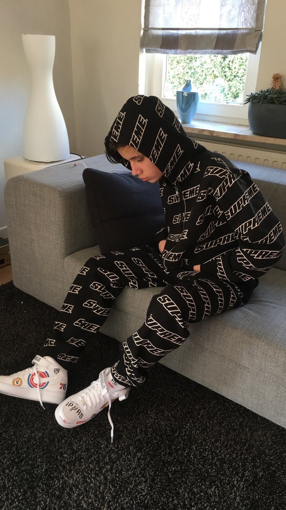 Photo by @bastiaanz_