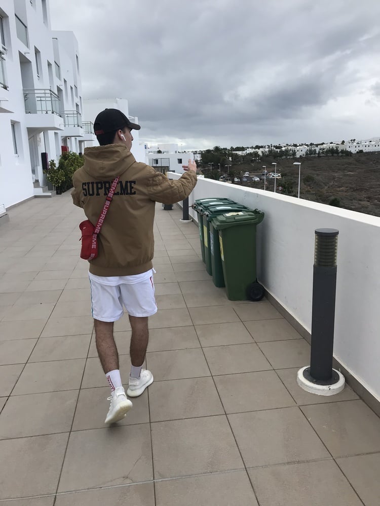 Photo by @official__melvin