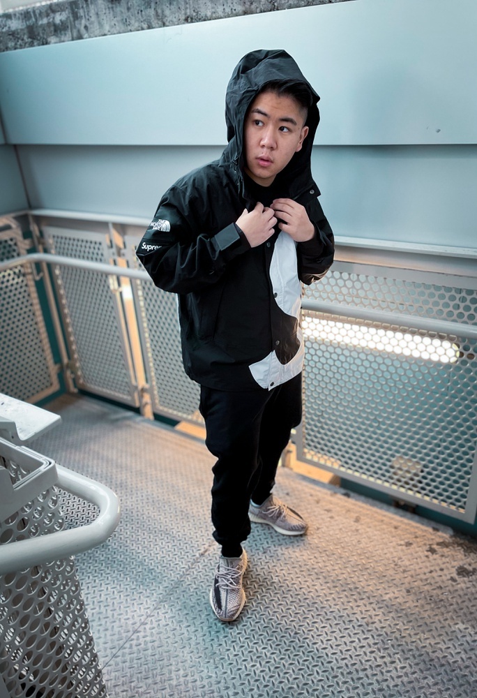 Photo by @Gordonchai