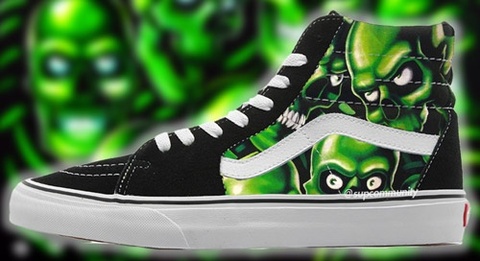 Supreme/Vans Skull Pile Collab