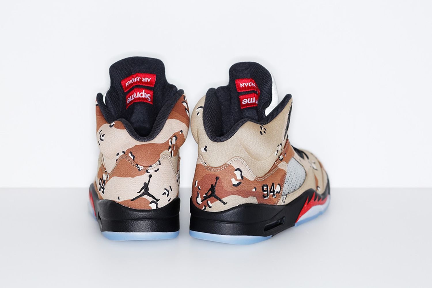 Supreme/Air Jordan 5