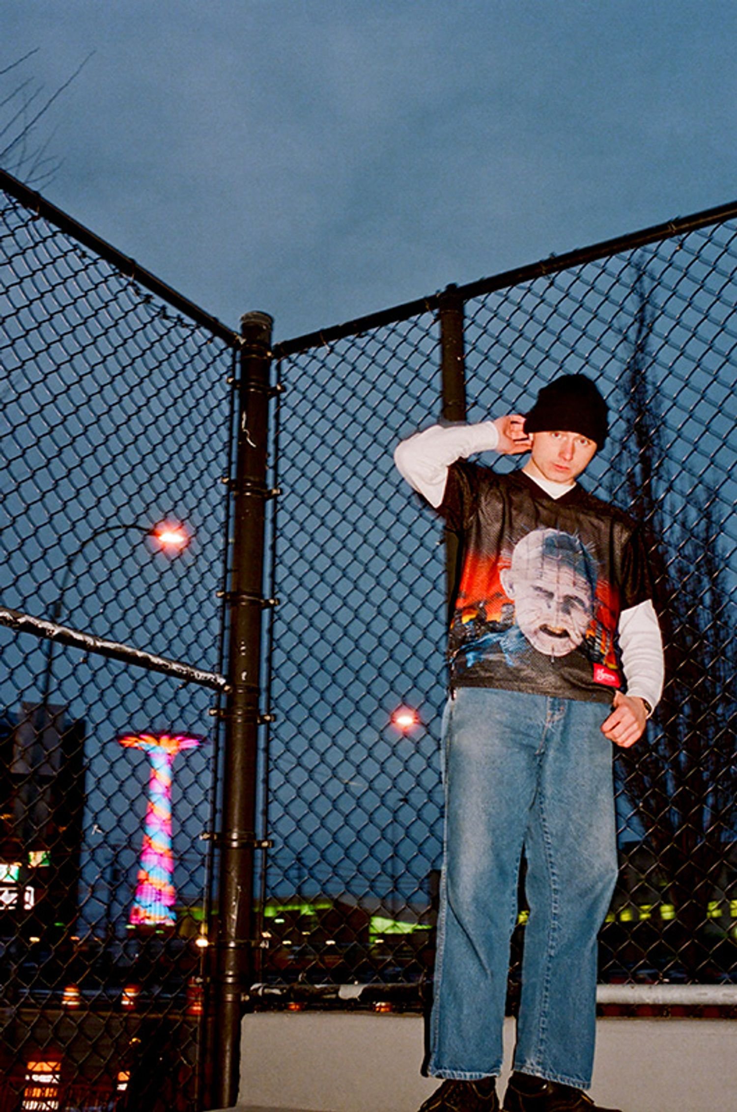 Supreme/Hellraiser
