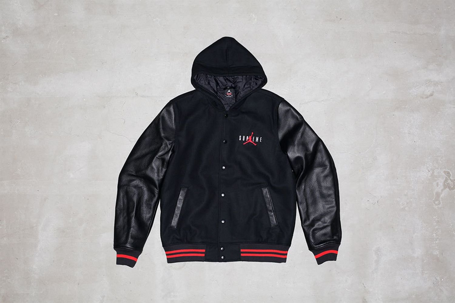 Supreme/Jordan®