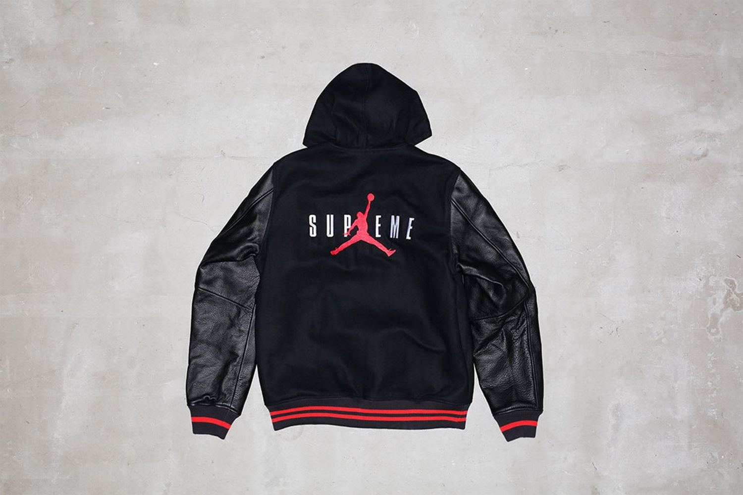 Supreme/Jordan®