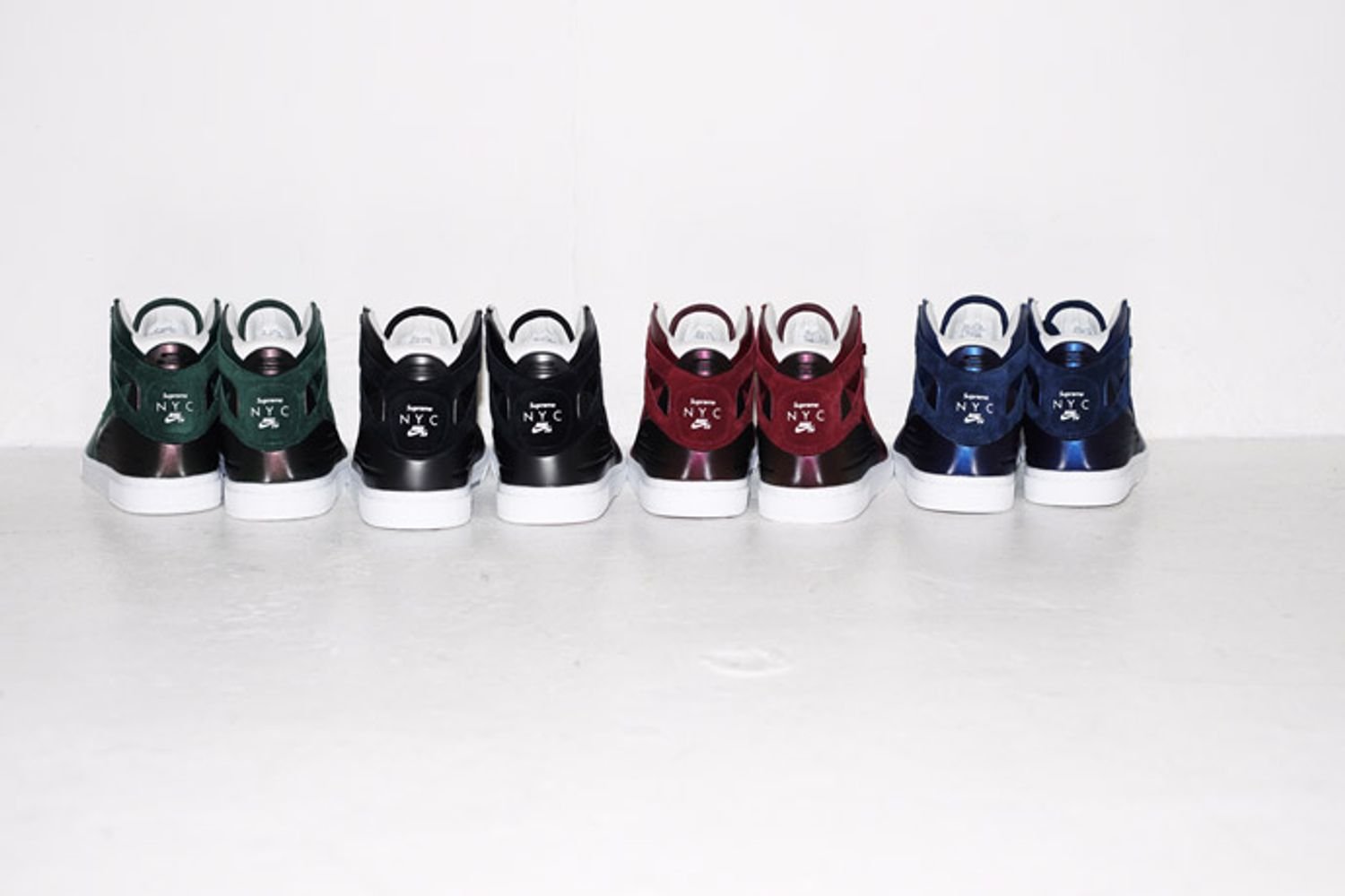 Supreme Nike SB 94