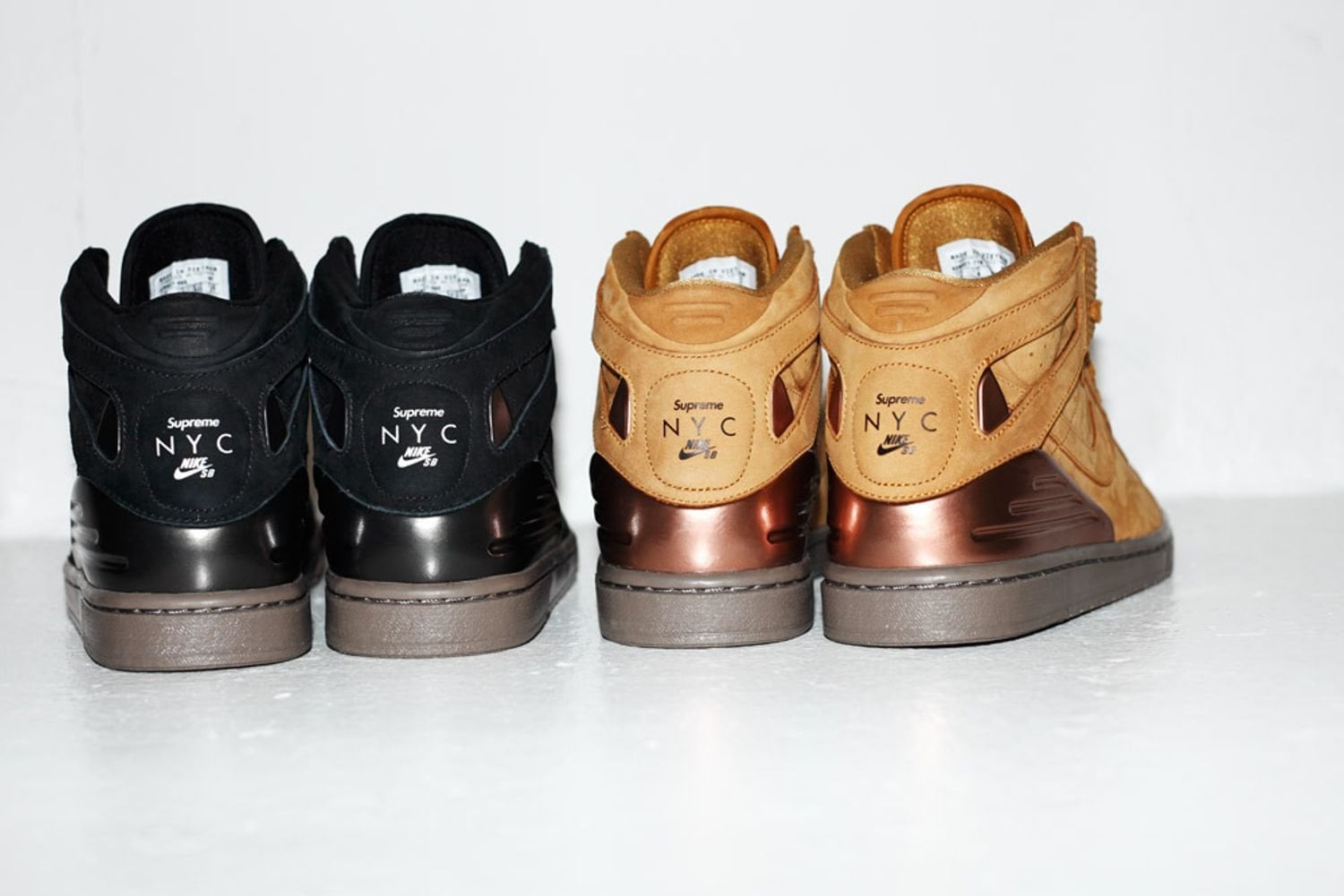Supreme Nike SB 94