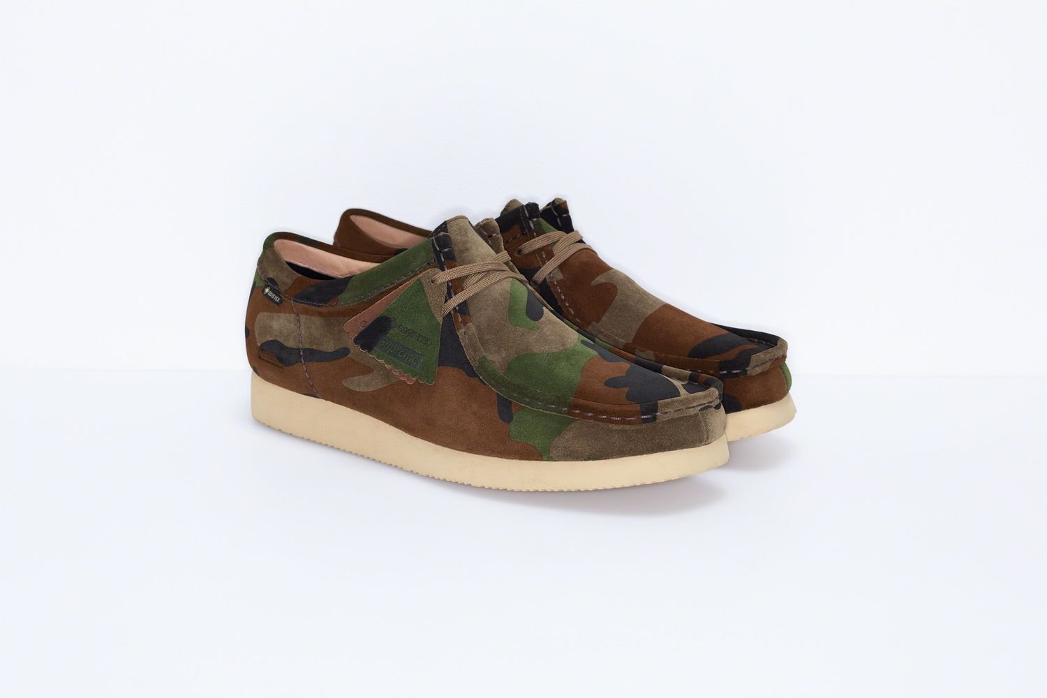 Supreme®/Clarks Originals®