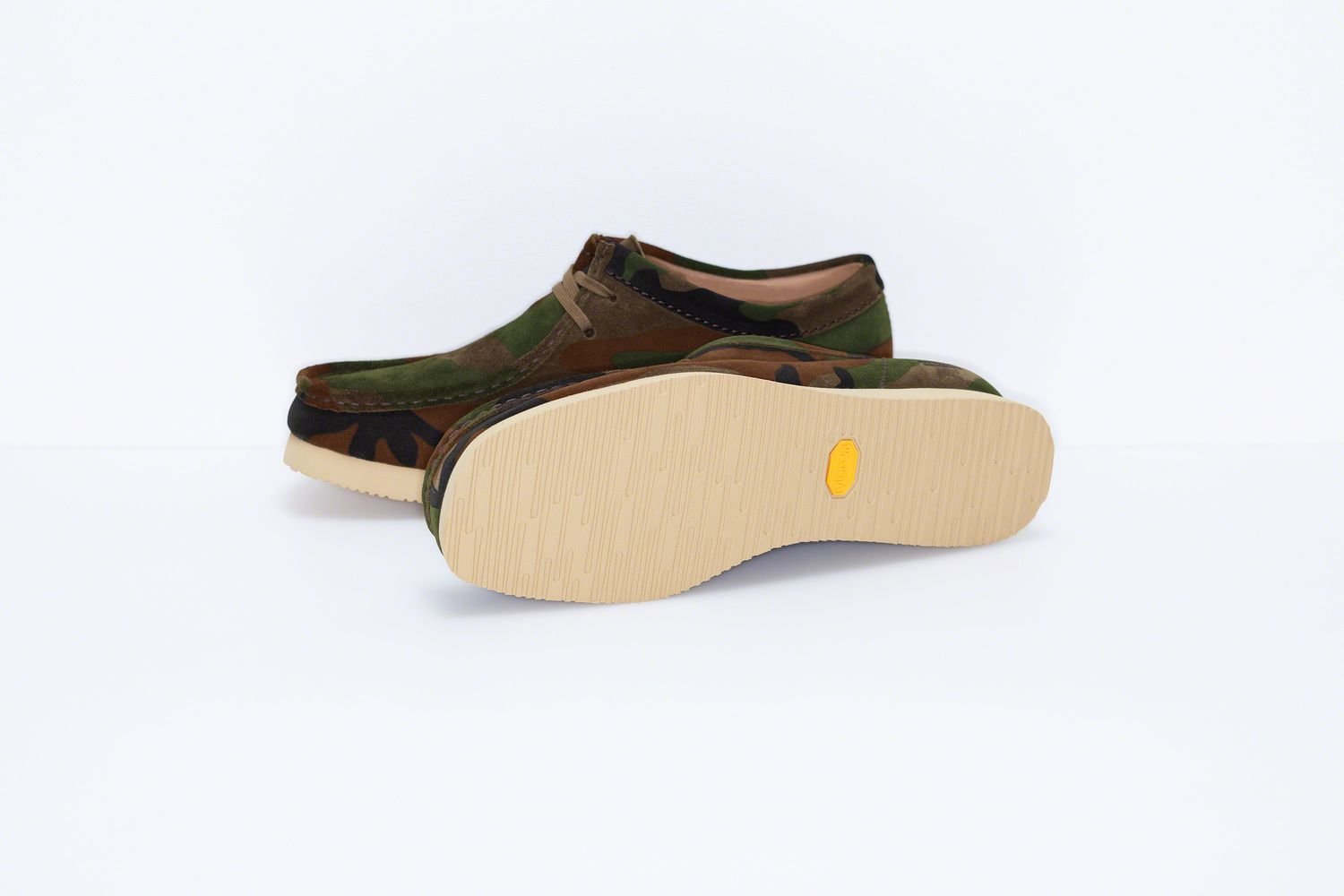 Supreme®/Clarks Originals®
