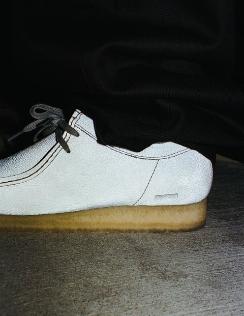 Supreme®/Clarks Originals™