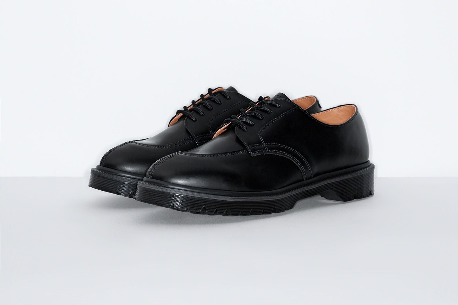 Supreme®/Dr. Martens