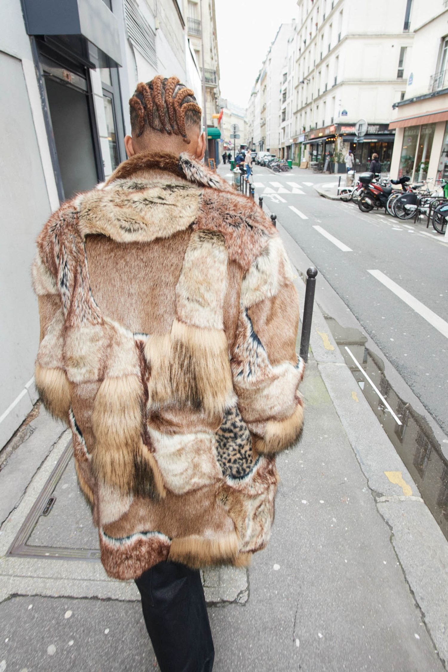  Supreme®/MM6 Maison Margiela
