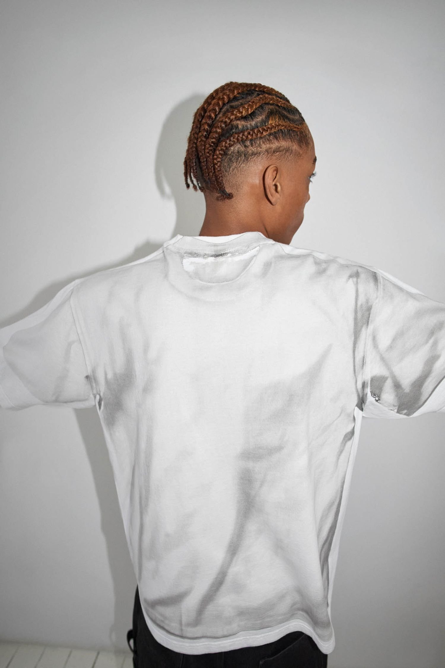  Supreme®/MM6 Maison Margiela