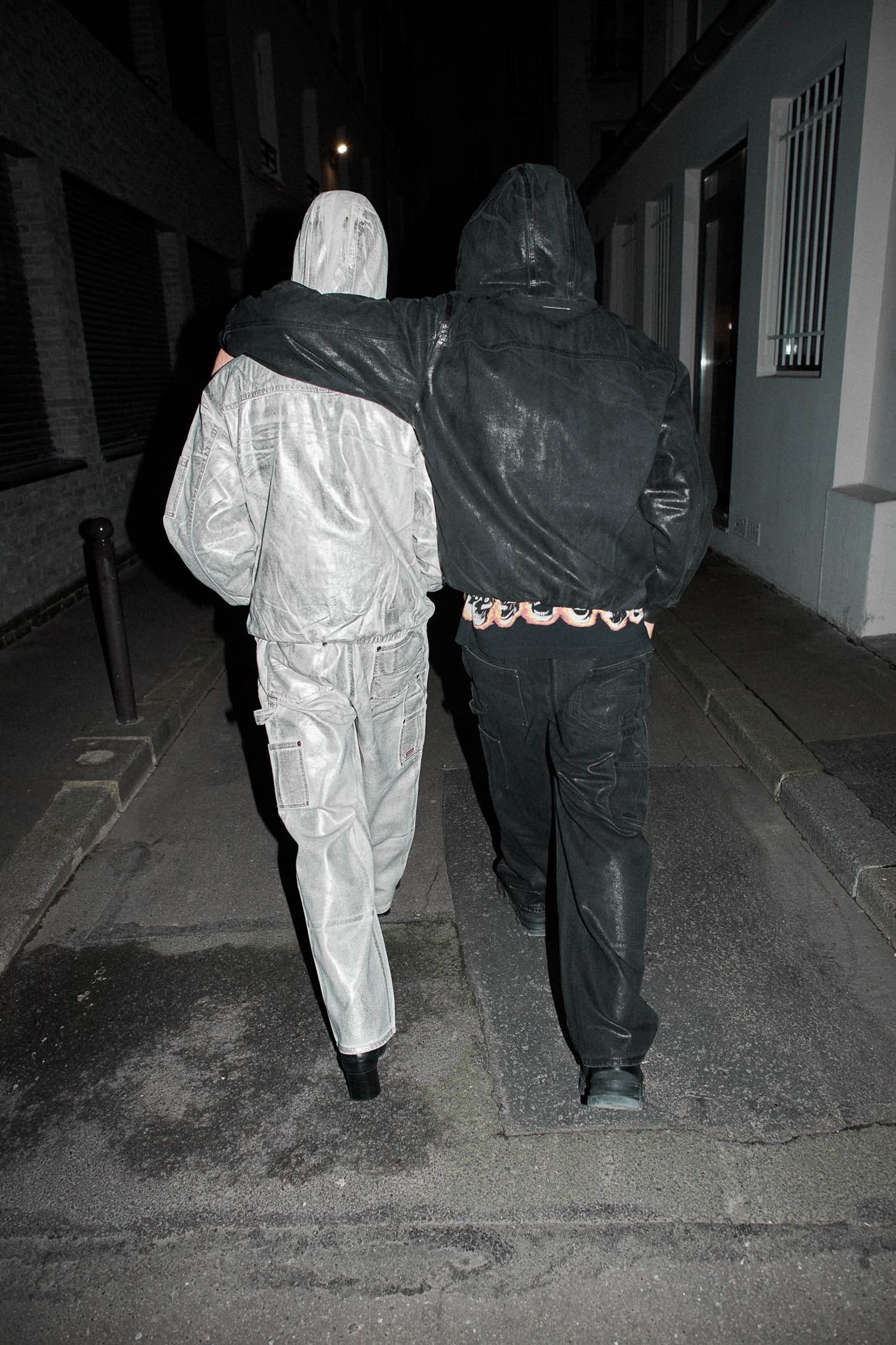  Supreme®/MM6 Maison Margiela