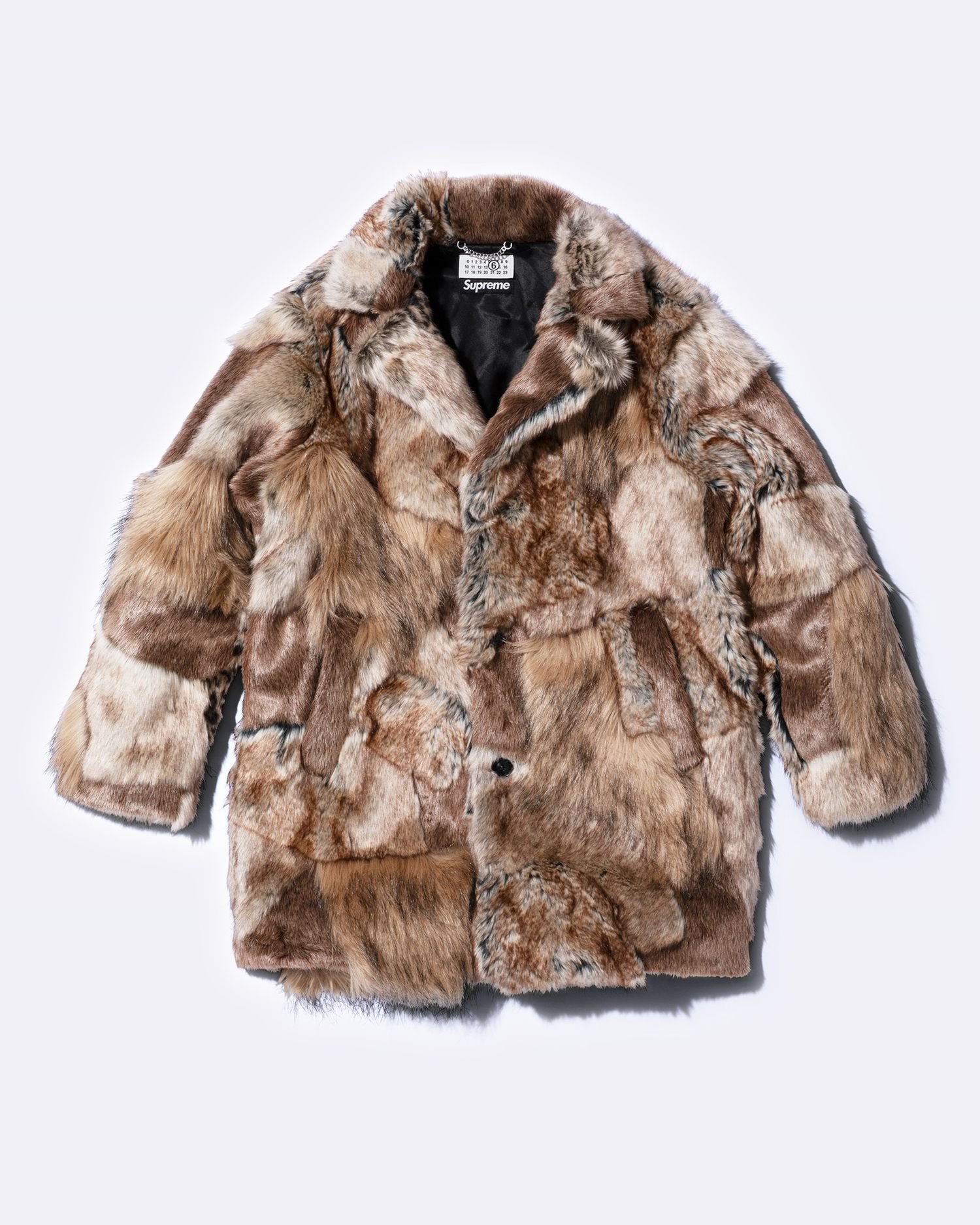  Supreme®/MM6 Maison Margiela