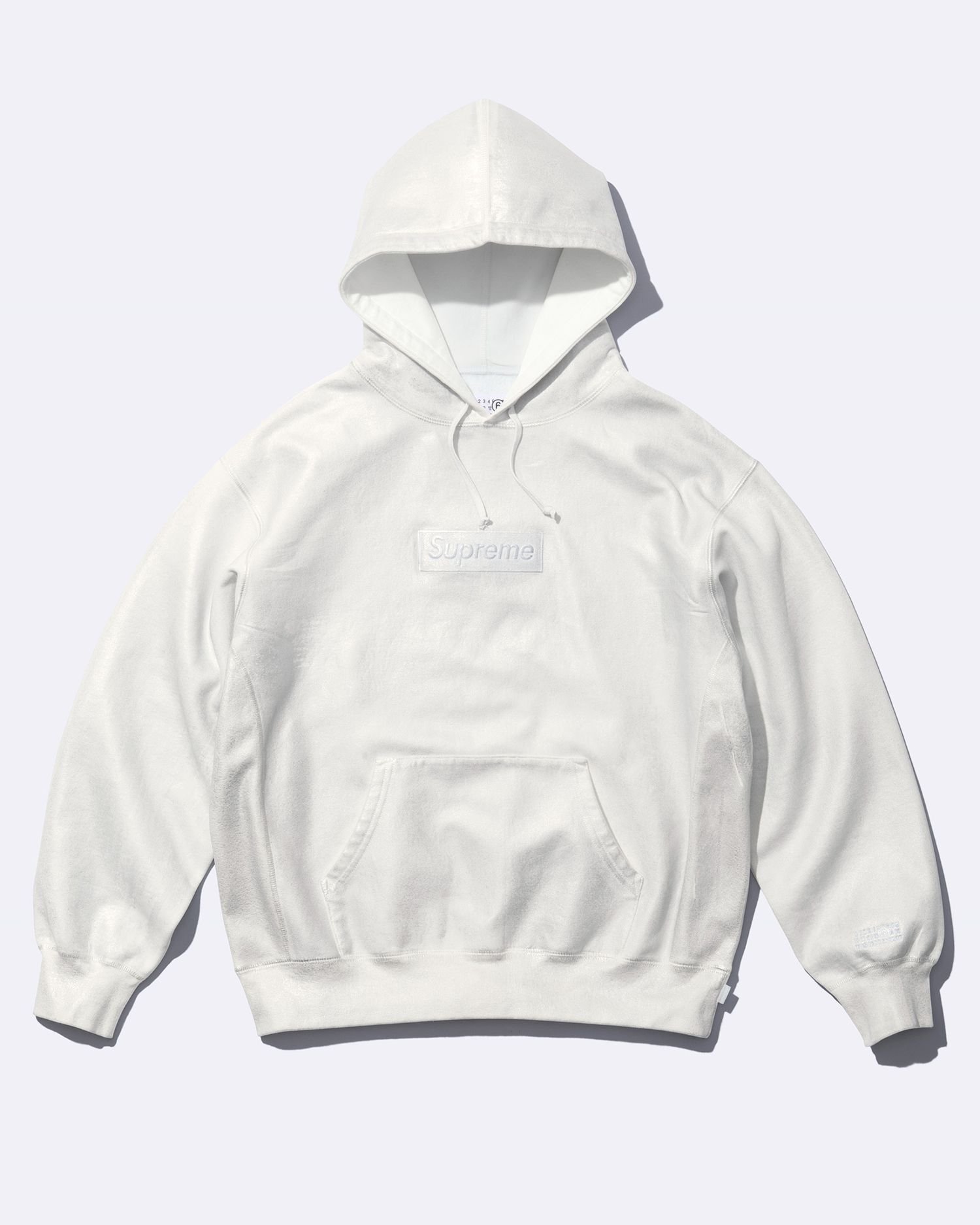  Supreme®/MM6 Maison Margiela