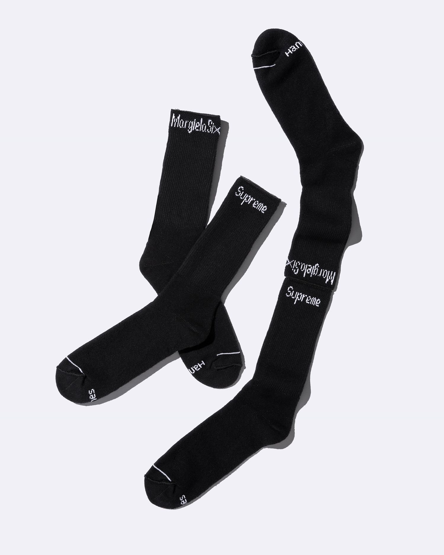  Supreme®/MM6 Maison Margiela
