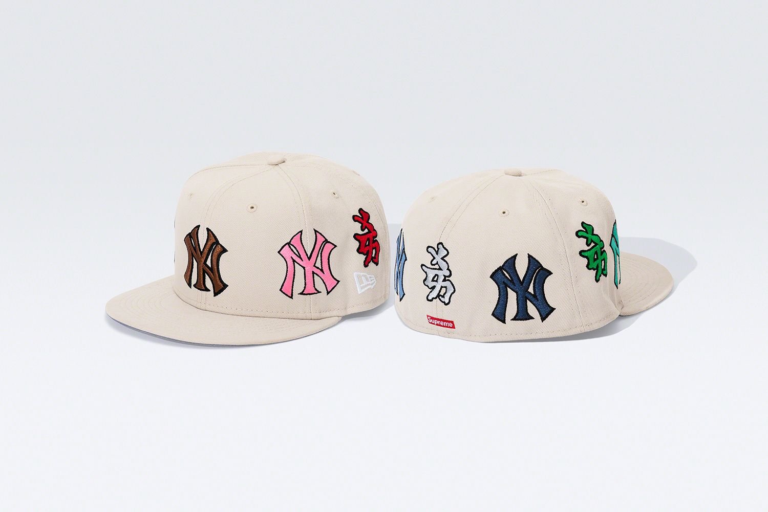 Supreme®/New York Yankees™