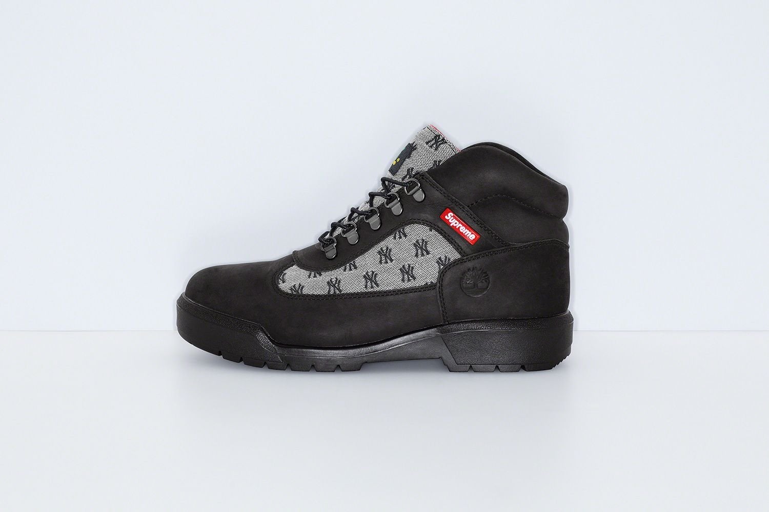 Supreme®/New York Yankees™/Timberland®