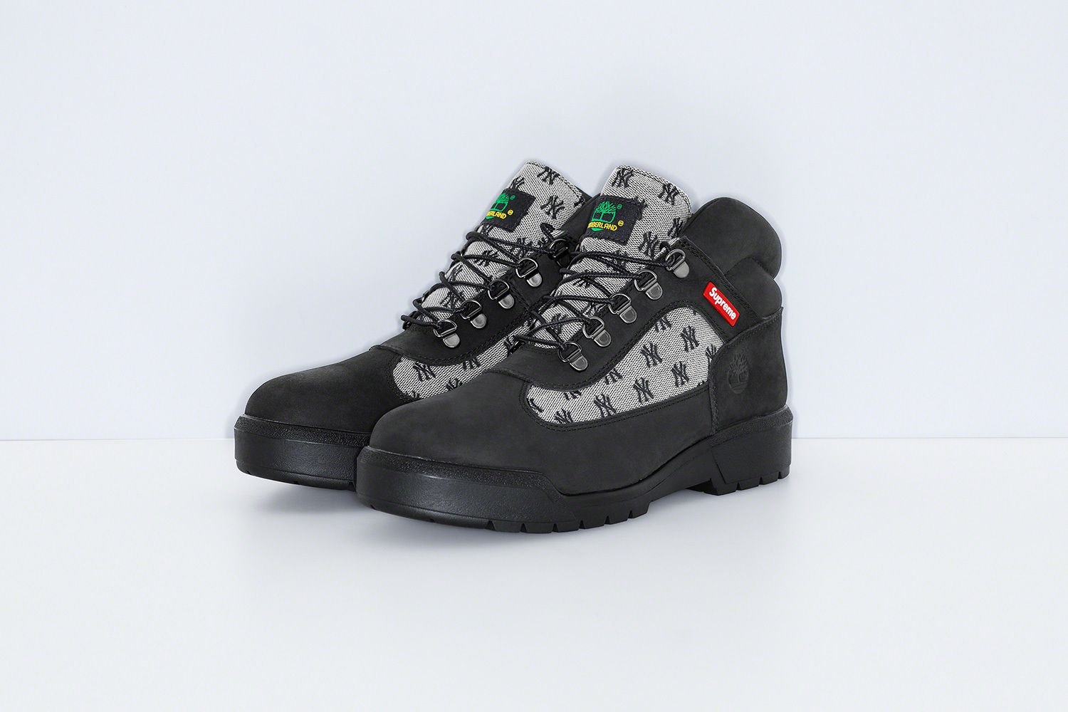 Supreme®/New York Yankees™/Timberland®