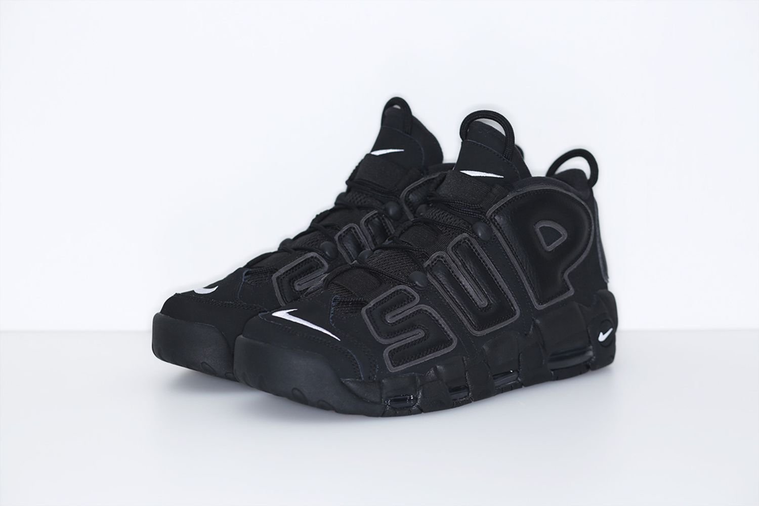 Supreme®/Nike Air More Uptempo