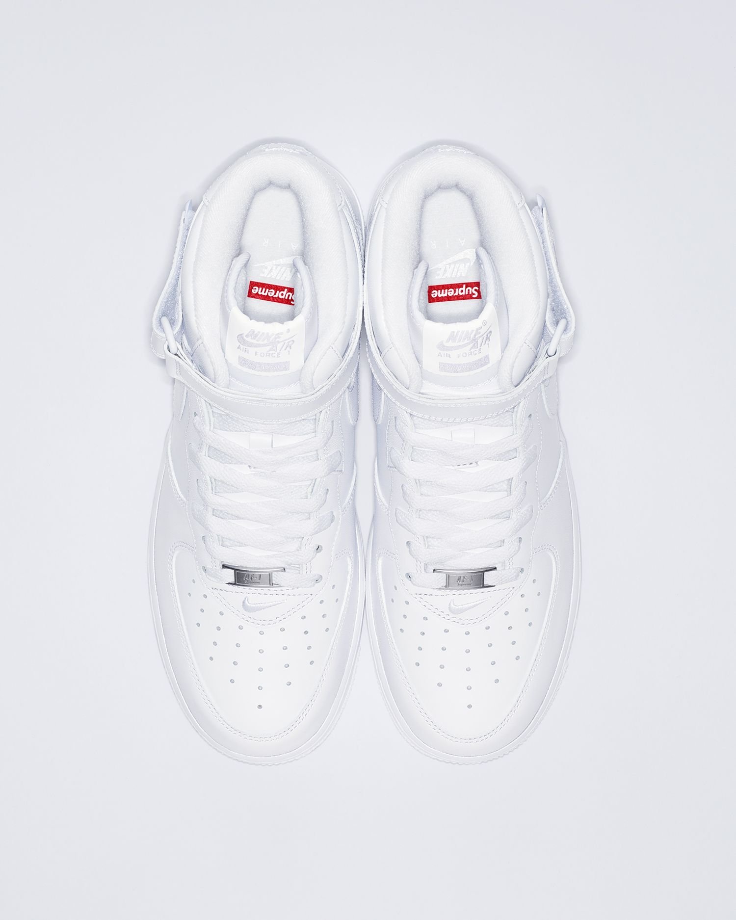 Supreme®/Nike® Air Force 1 Mid