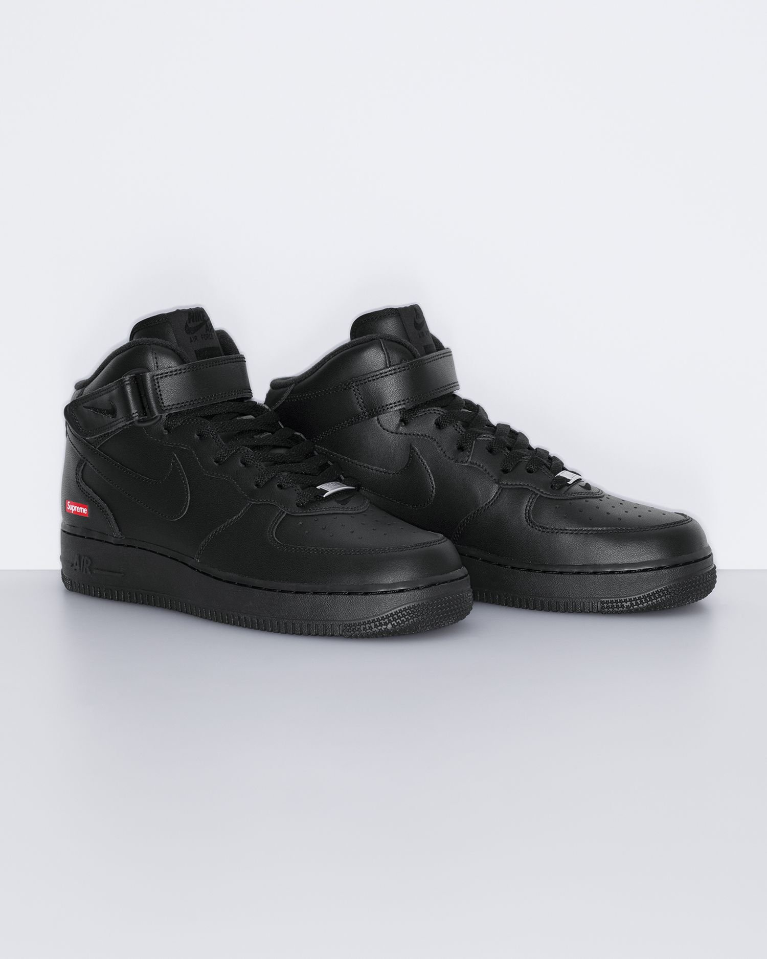 Supreme®/Nike® Air Force 1 Mid