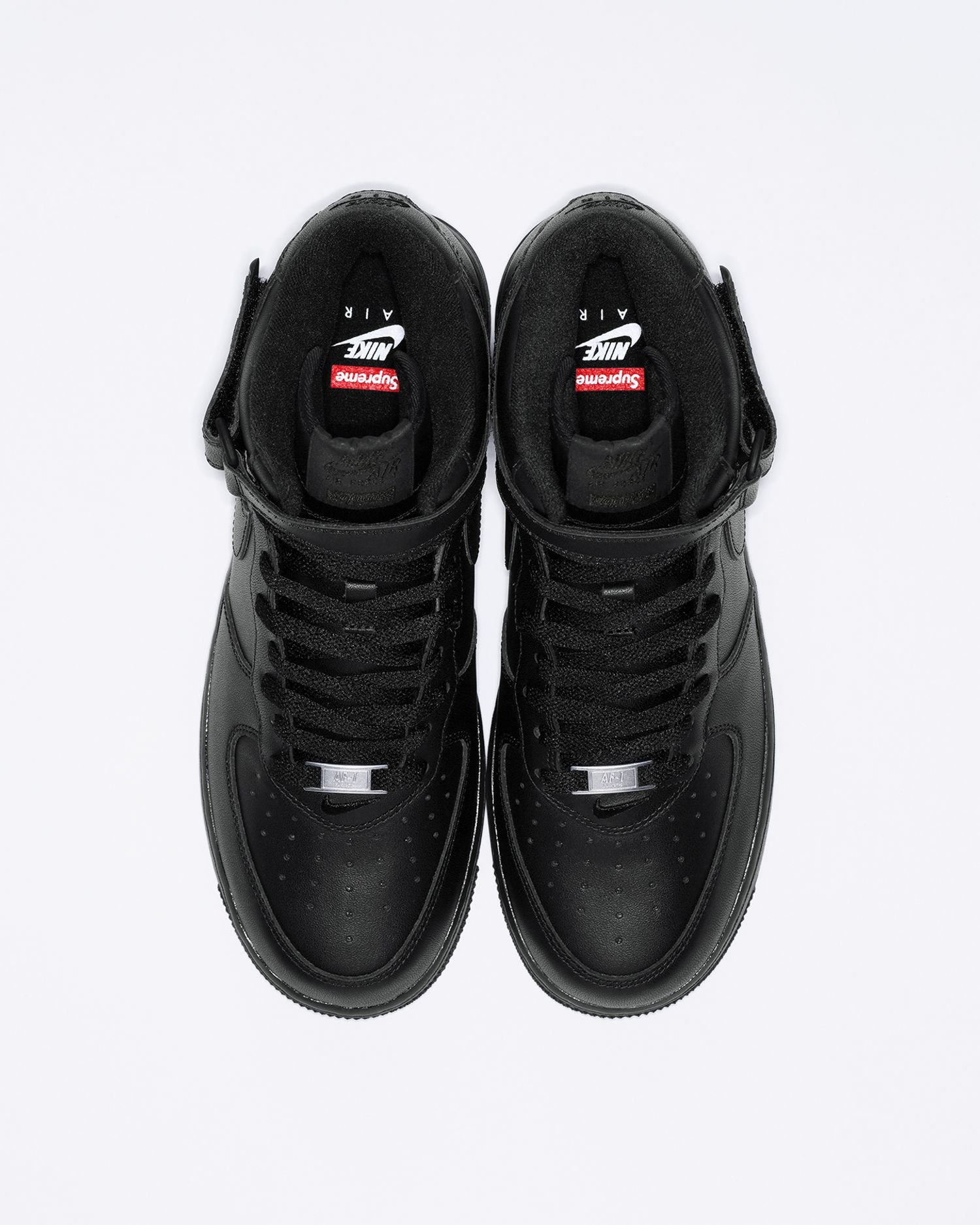 Supreme®/Nike® Air Force 1 Mid