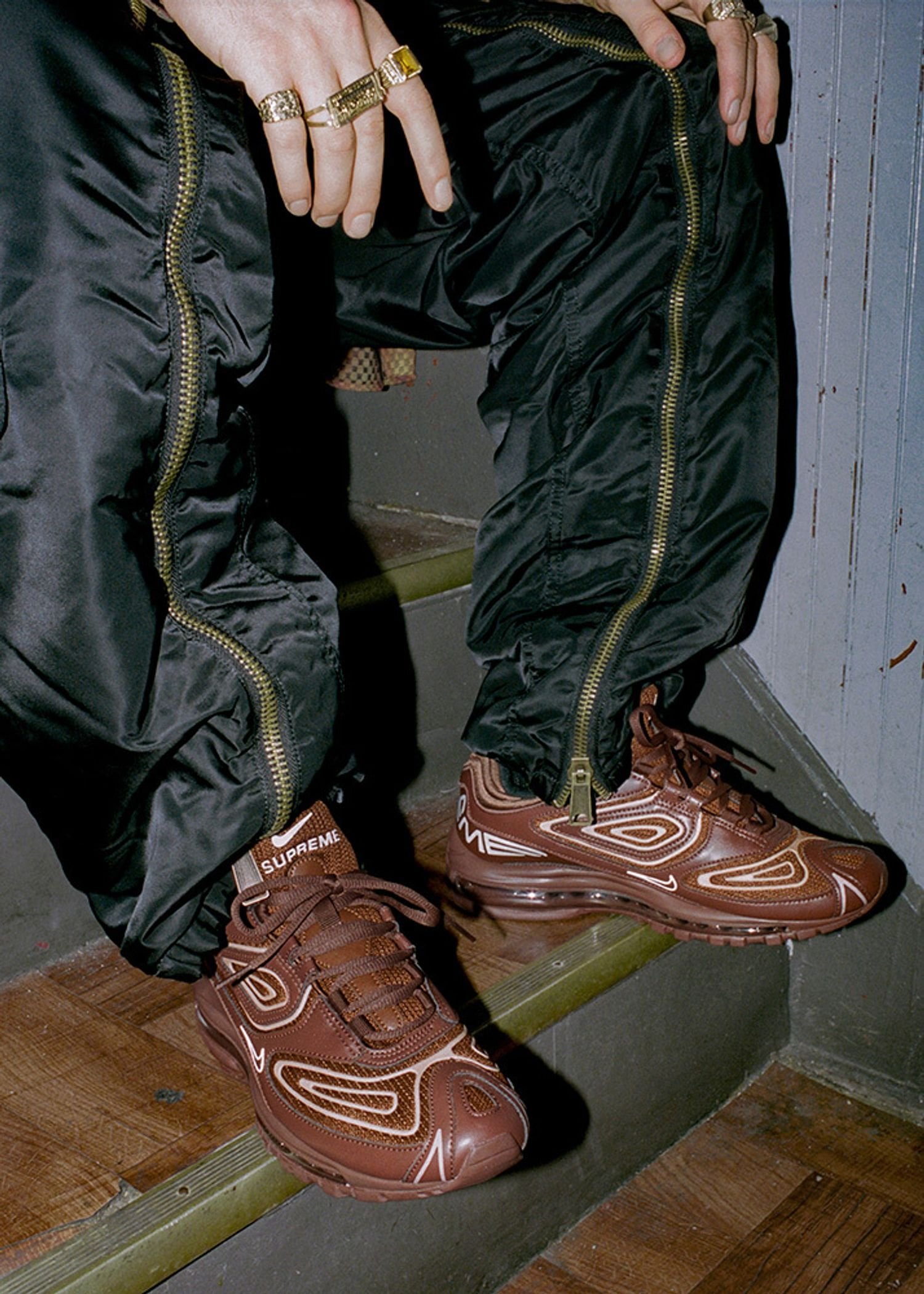 Supreme®/Nike® Air Max 98 TL