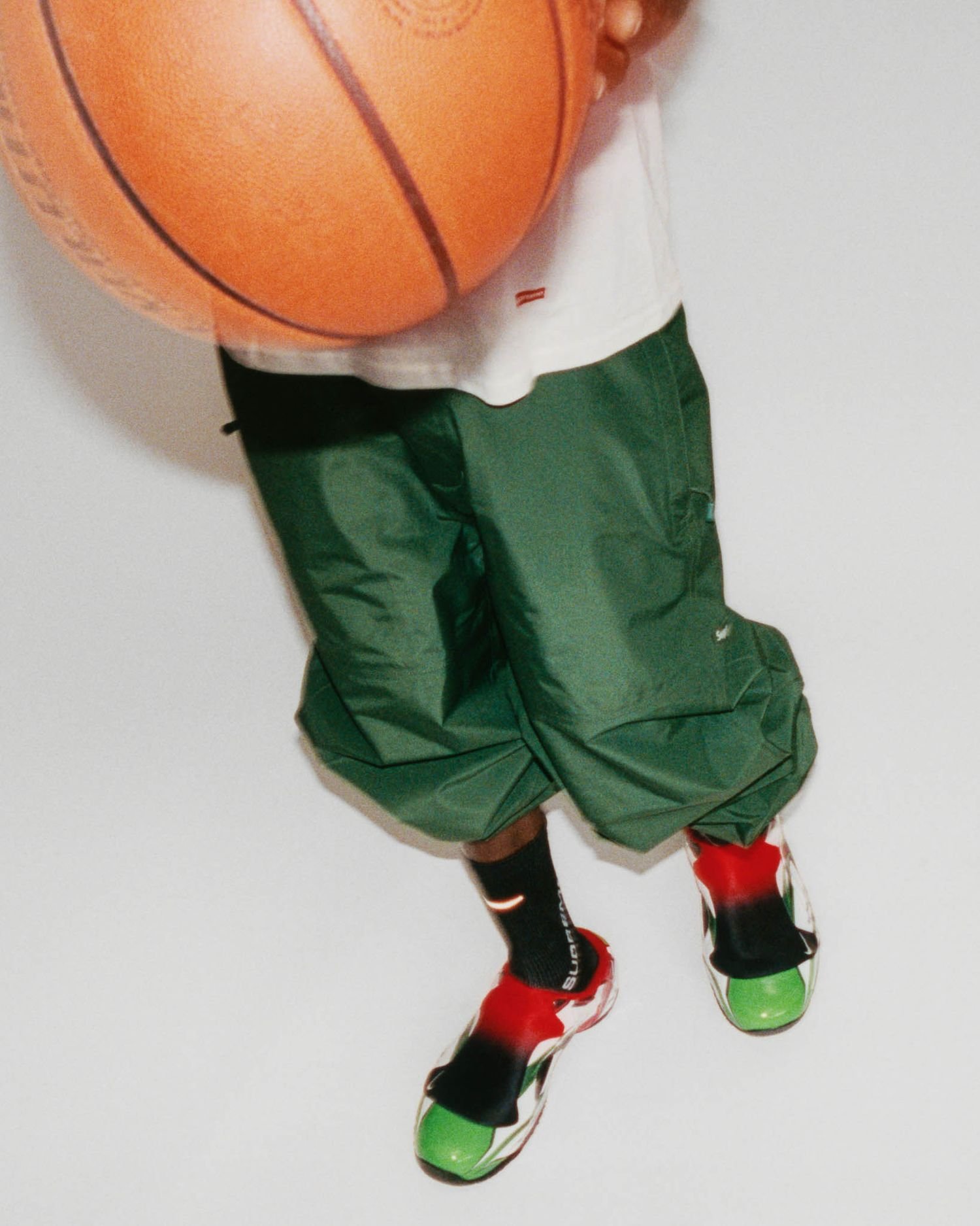 Supreme®/Nike® Clogposite