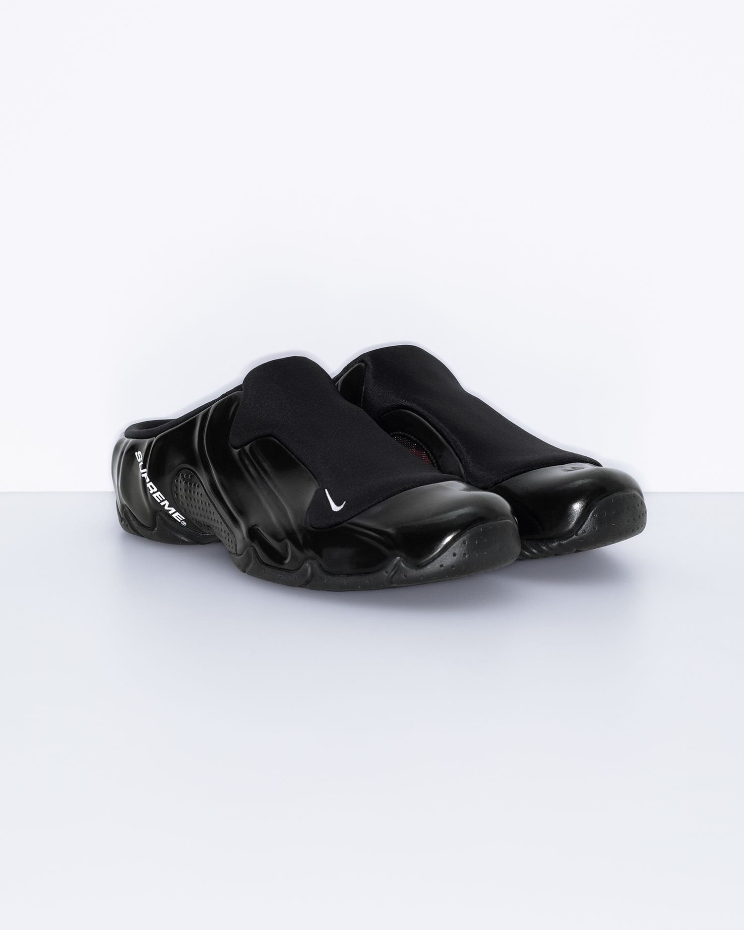 Supreme®/Nike® Clogposite