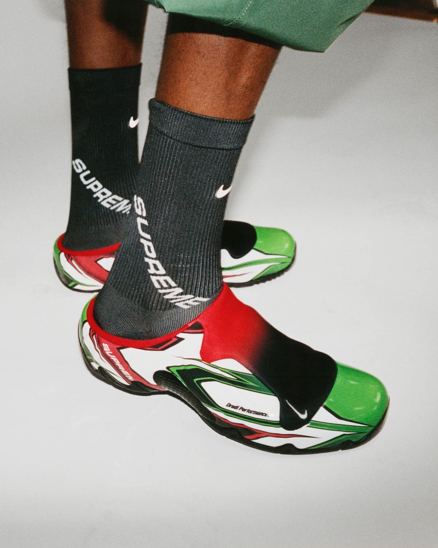 Supreme®/Nike® Clogposite