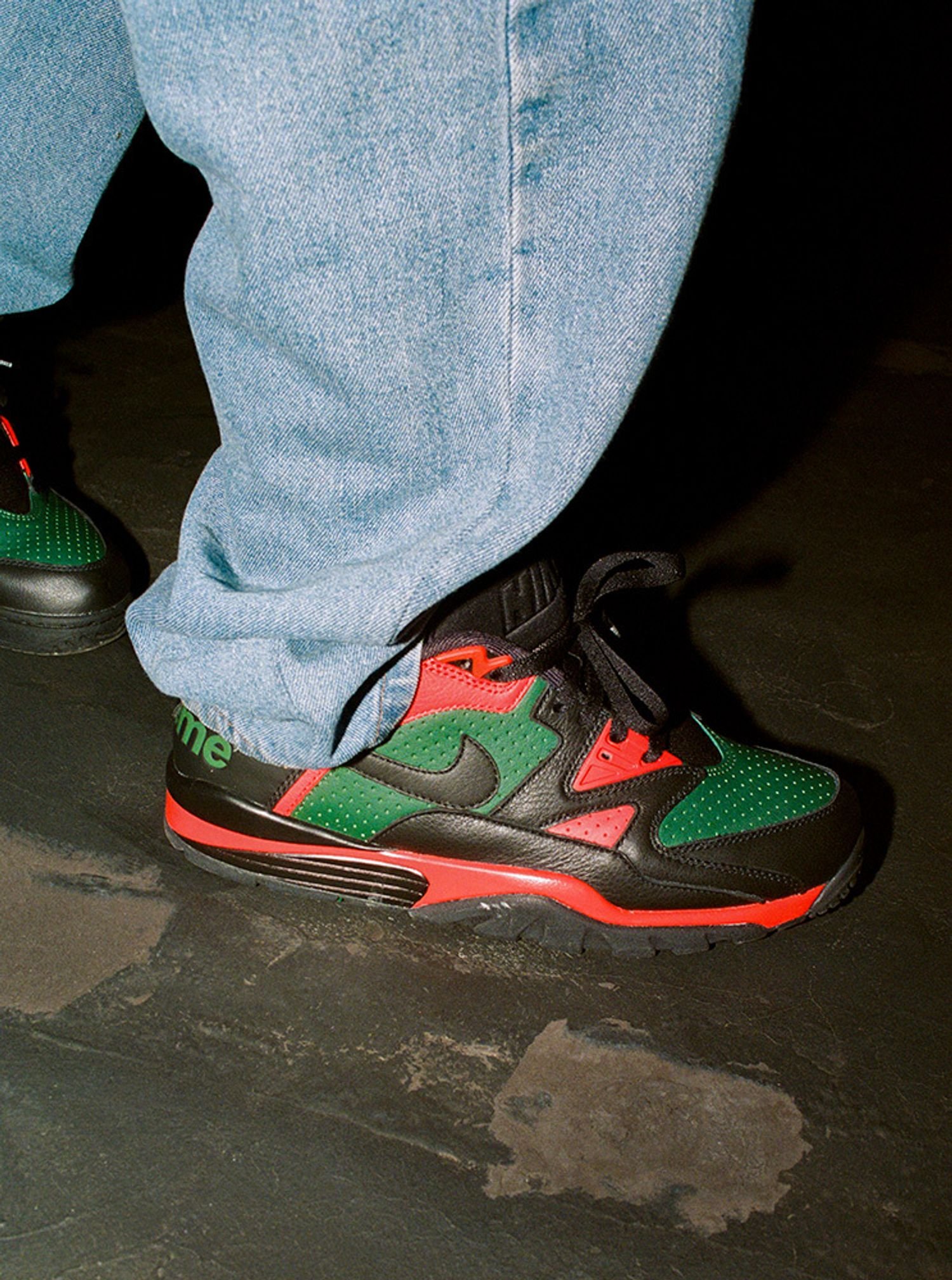 Supreme®/Nike® Cross Trainer Low
