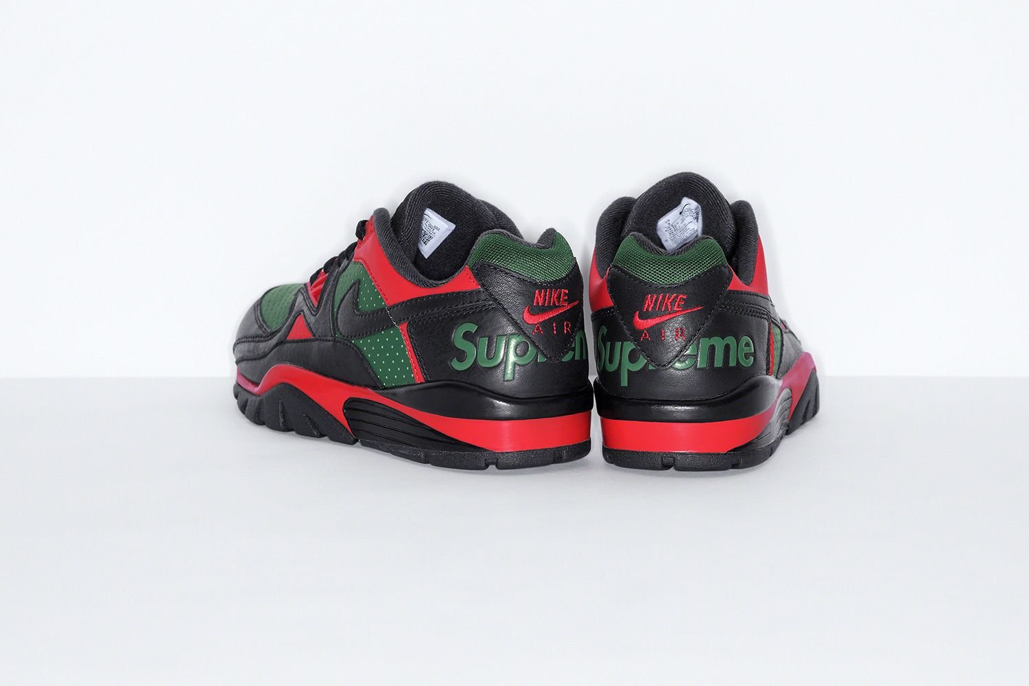 Supreme®/Nike® Cross Trainer Low