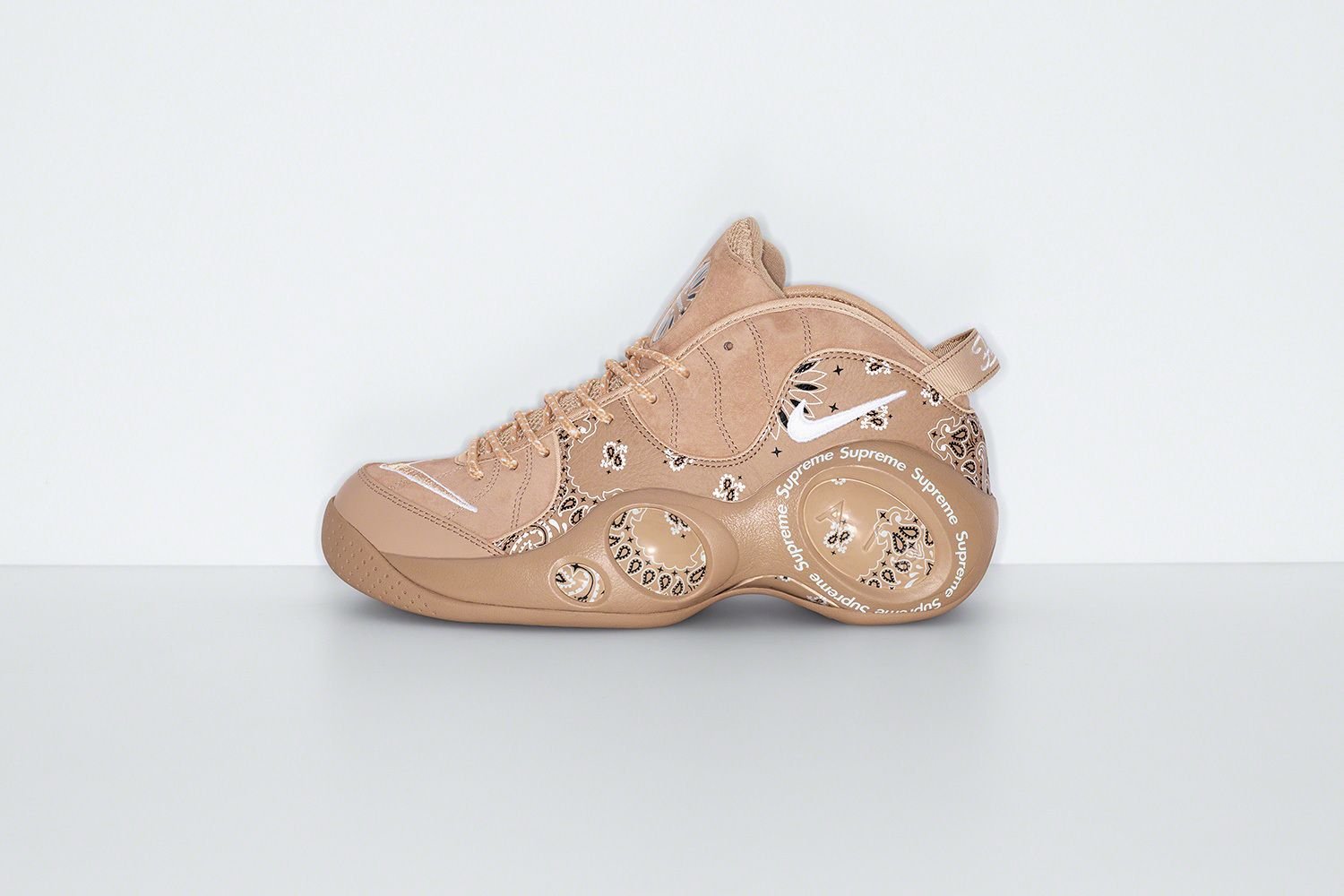 Supreme®/Nike® Zoom Air Flight 95