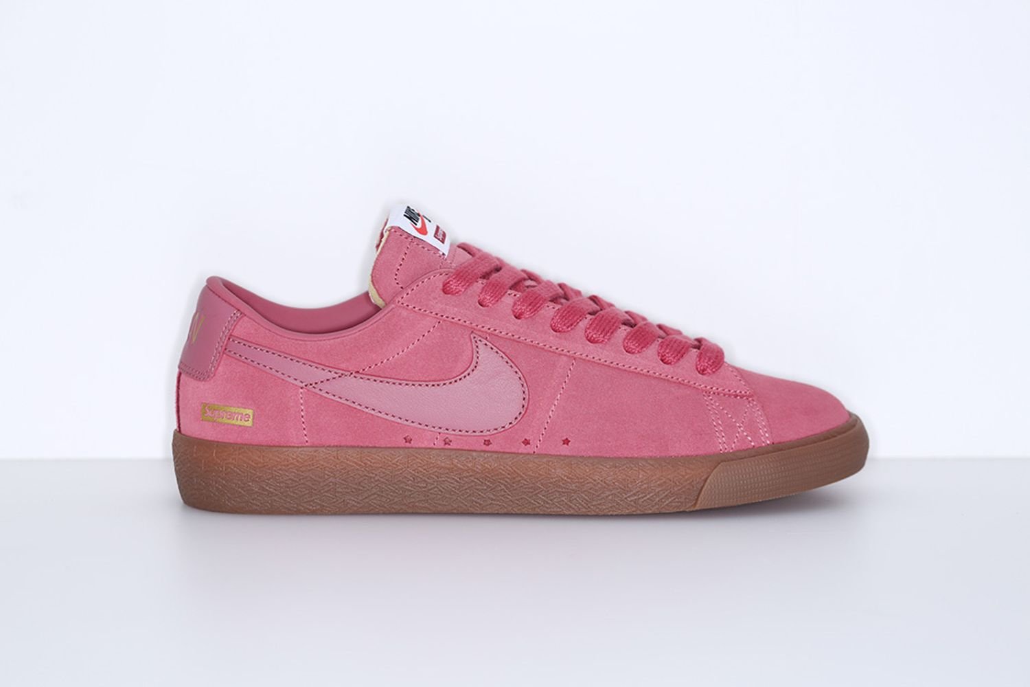 Supreme®/Nike SB Blazer Low GT