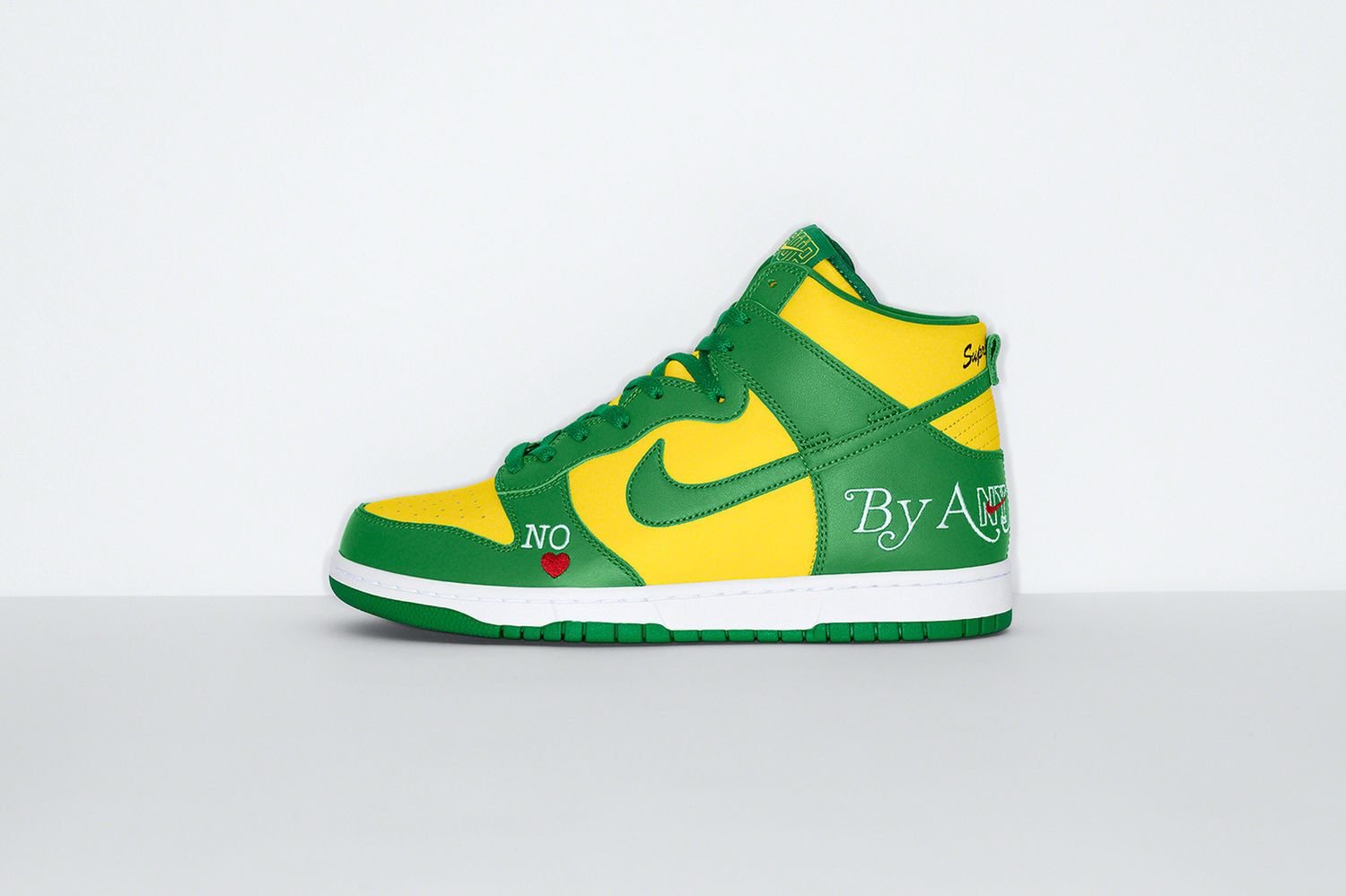 Supreme®/Nike SB Dunk High