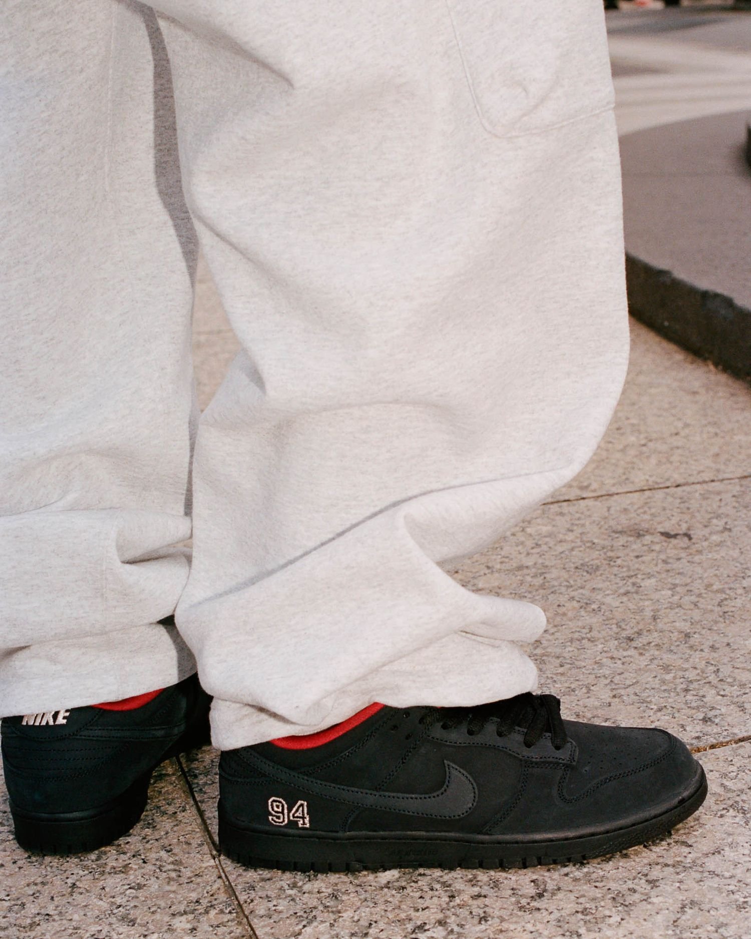 Supreme®/Nike SB Dunk Low