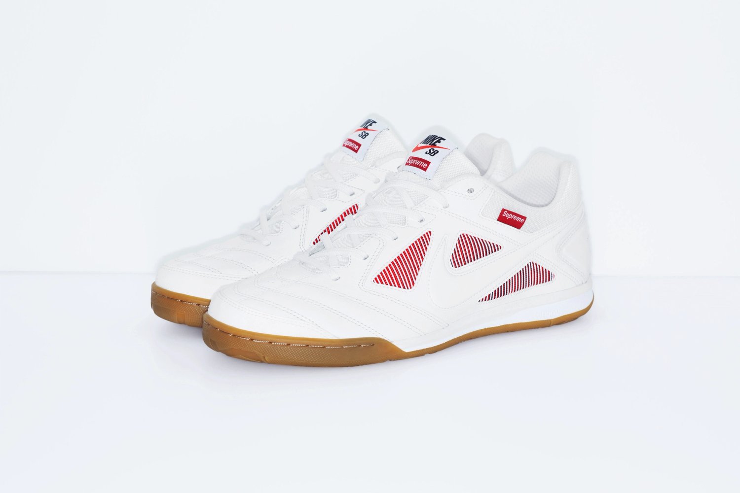 Supreme®/Nike SB Gato