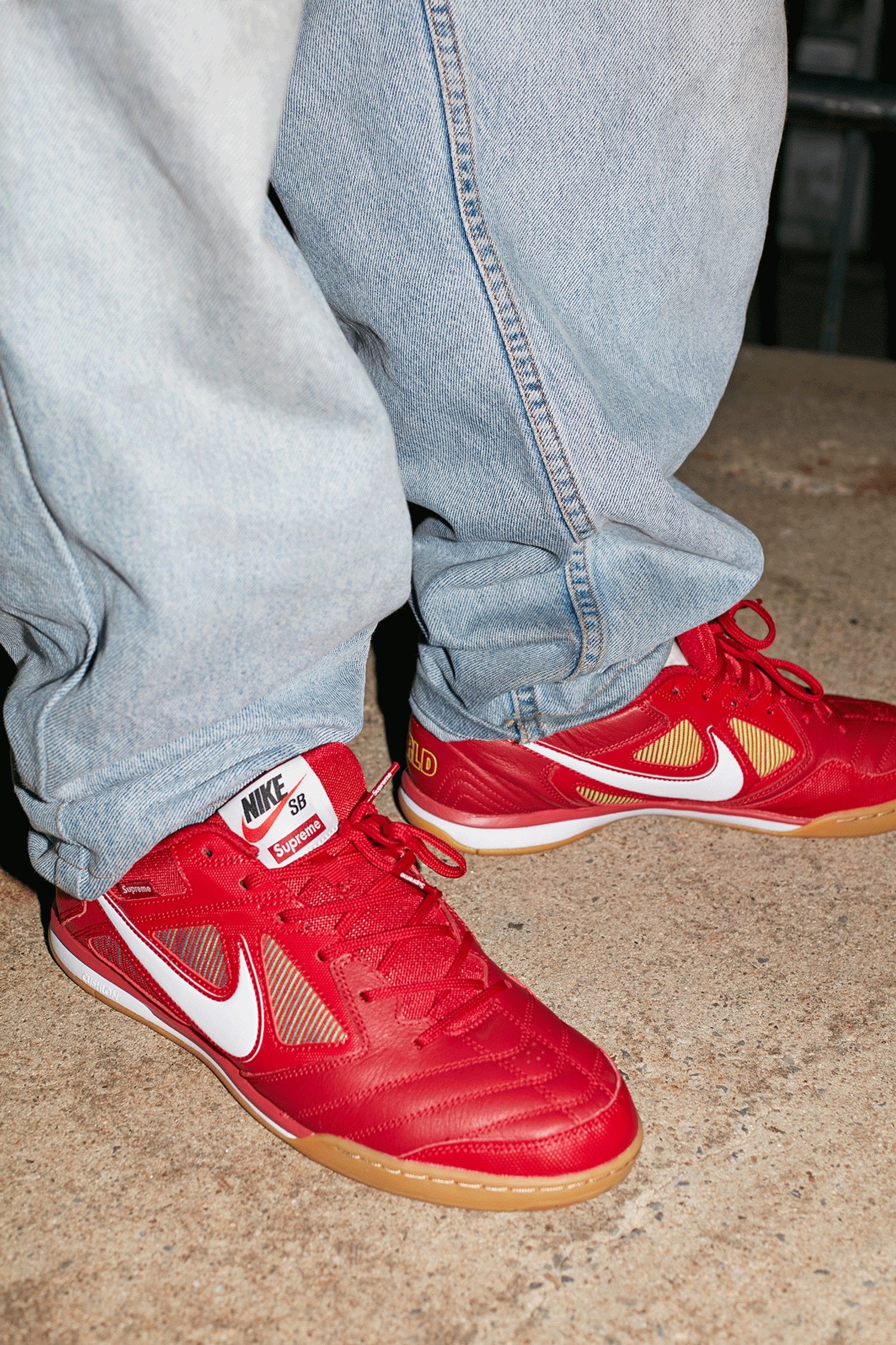 Supreme®/Nike SB Gato