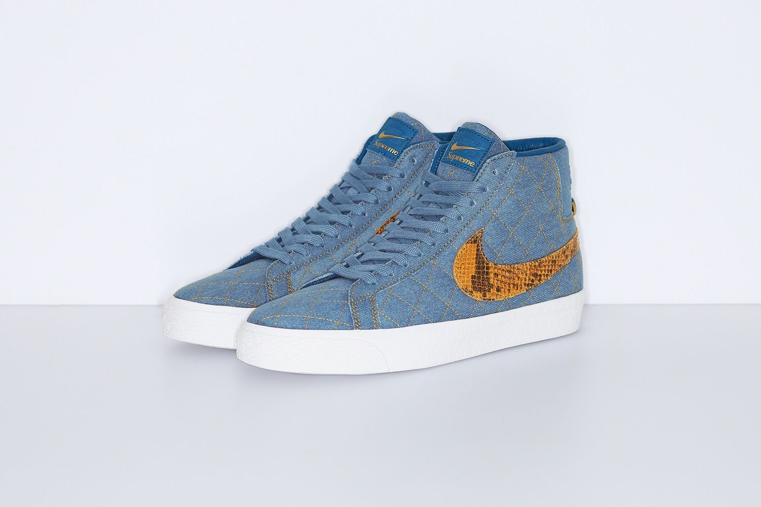 Supreme®/Nike SB\\n\\t\\t\\t\\t\\t\\t\\tBlazer Mid