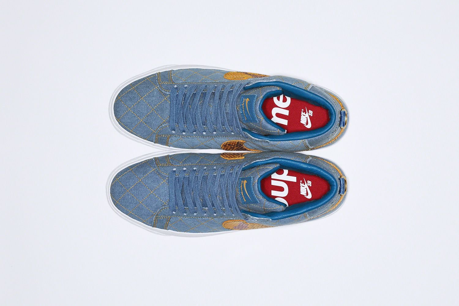 Supreme®/Nike SB\\n\\t\\t\\t\\t\\t\\t\\tBlazer Mid