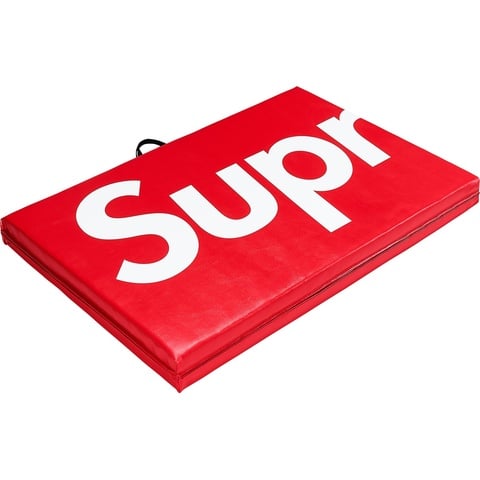 Supreme®/Everlast® Folding Exercise Mat - Supreme