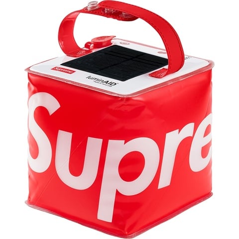 Supreme LuminAID® Packlite Nova USB - Colorway