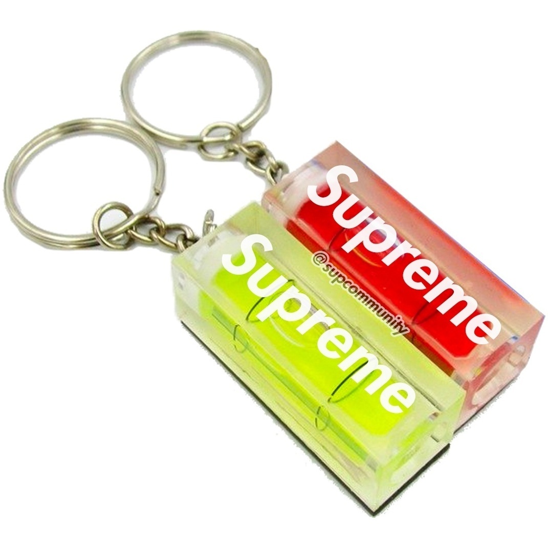 Level Keychain - fall/winter 2018 - SupremeCommunity