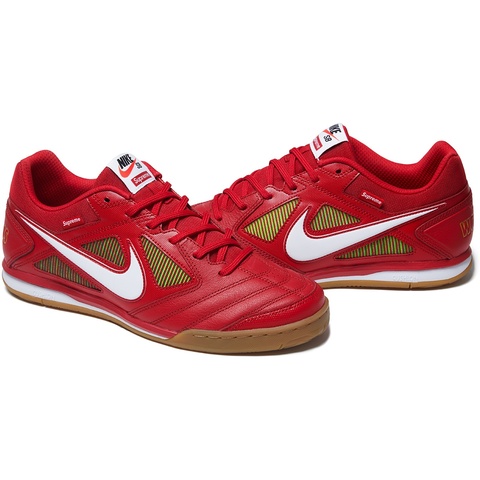 nike supreme gato