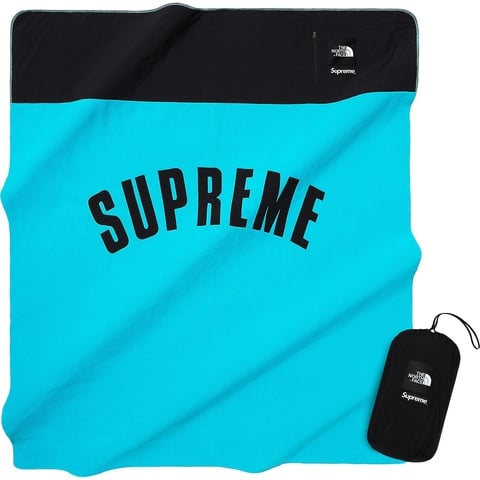 Supreme®/The North Face® Arc Logo Denali Fleece Blanket - Supreme