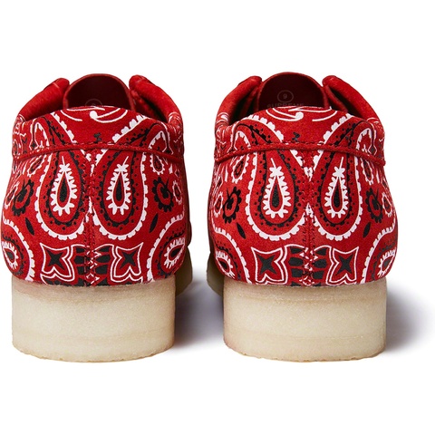 Supreme Supreme®/Clarks Originals® Bandana Wallabee® - Red