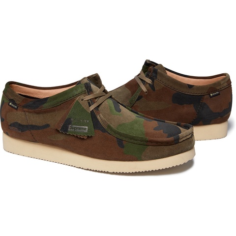 Supreme®/Clarks Originals® GORE-TEX Wallabee® - Supreme