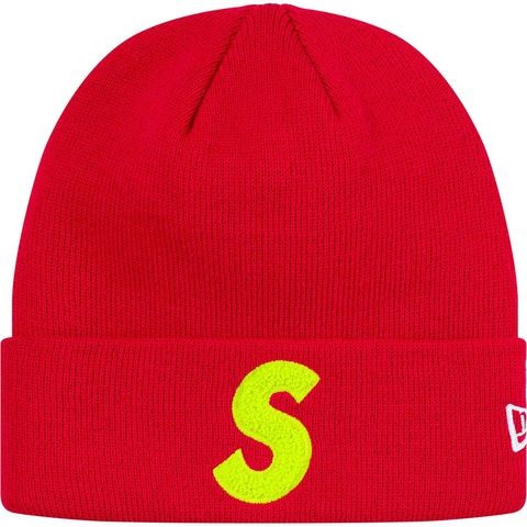 Supreme New Era® S Logo Beanie - Red